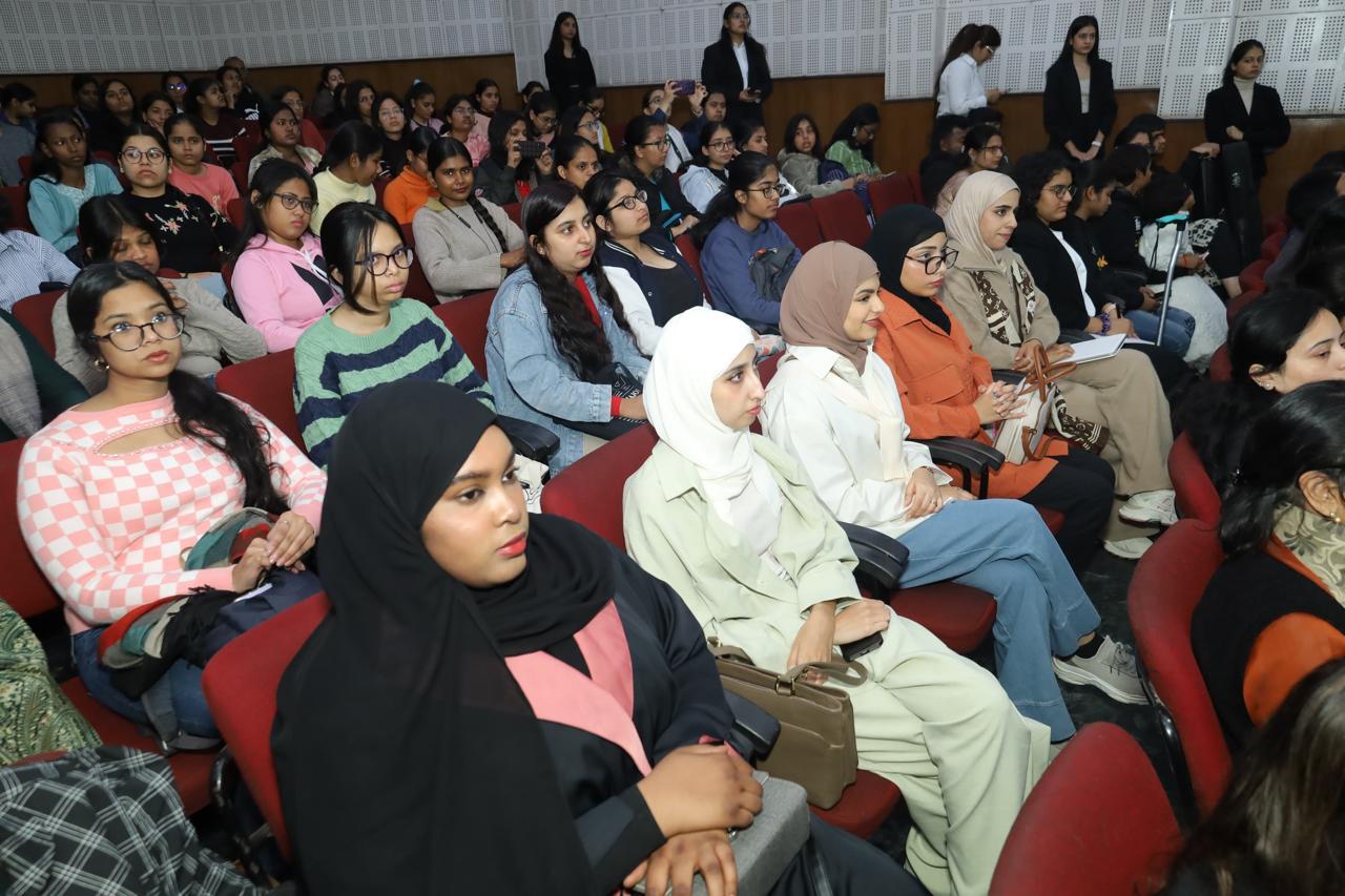Image from the supplied Taleem-o-Tarbiyat photo collection, photo 141